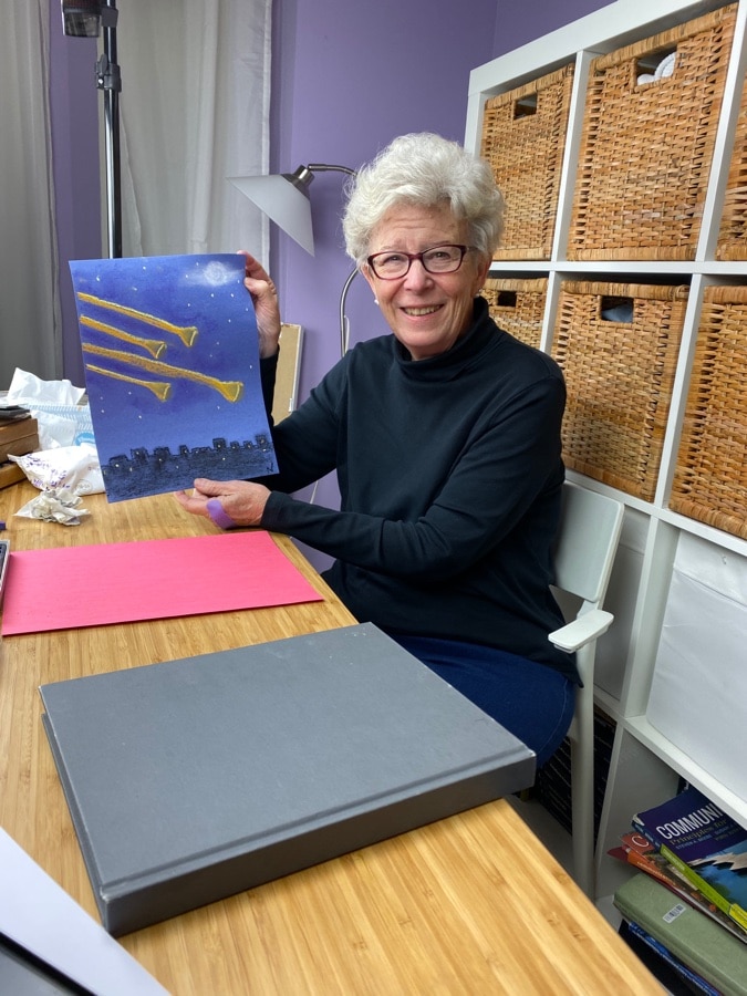 Angels announce Messiah's birth! Christmas hymn study can be an enjoyable part of your Christmas School homeschool day. A beautiful opportunity for the family to learn and worship together.
